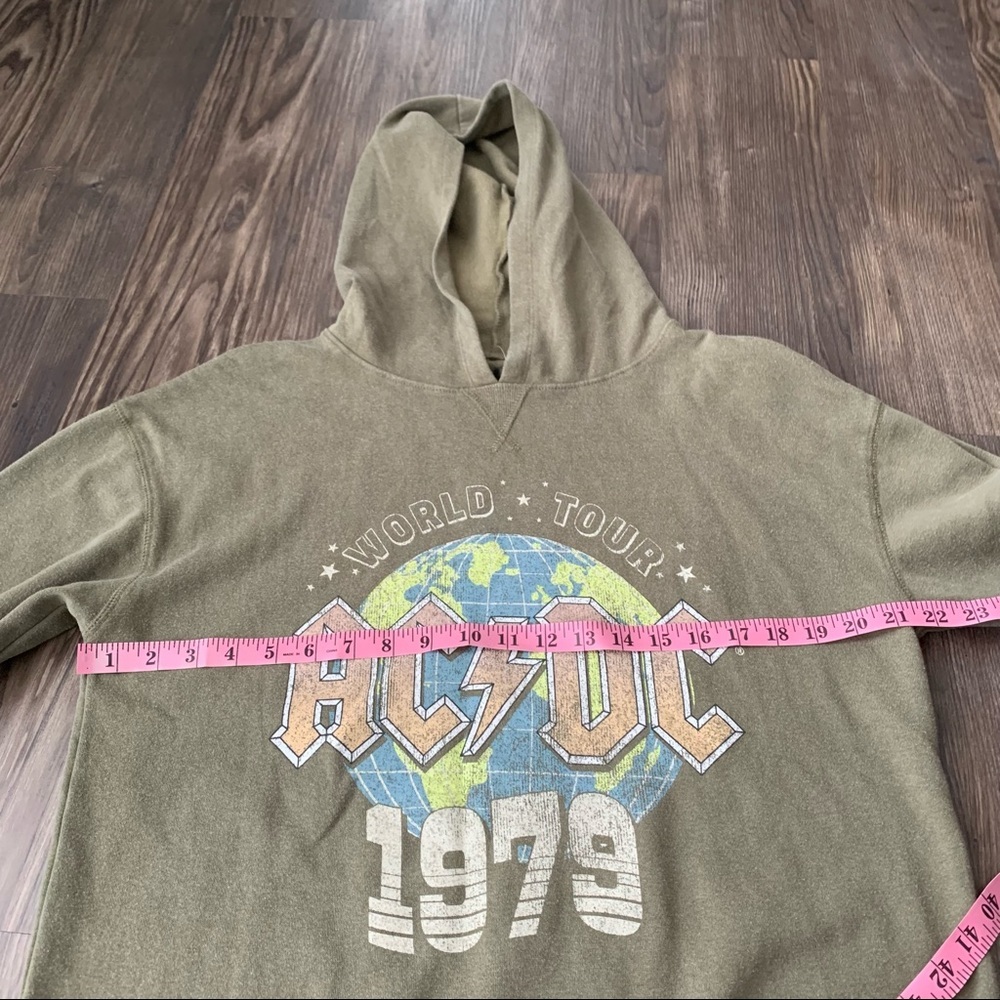 AC/DC NWT Sweater Hoodie 1979 World Tour - Picture 13 of 16